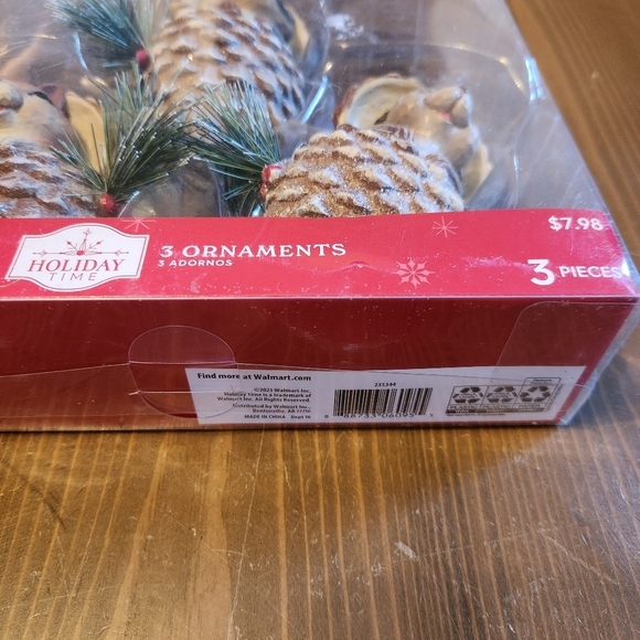 Woodland Animals in Pinecone Ornaments set of 3 New Holiday Time Resin Sparkly - Picture 3 of 4